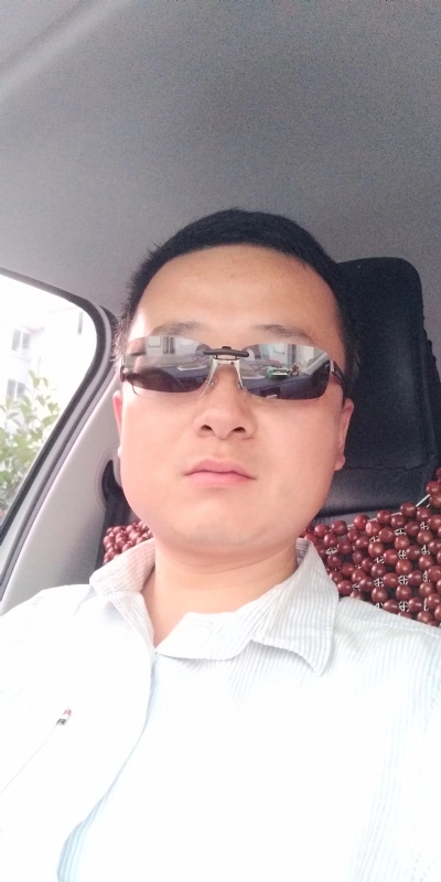 痛苦的单身狗的第一张照片--陇南中老年相亲网