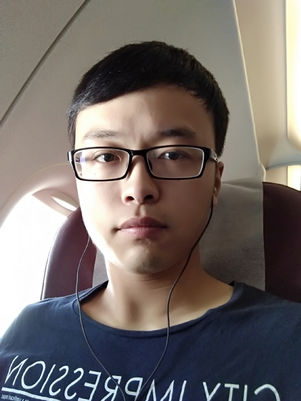在水一方的第二张照片--陇南中老年相亲网